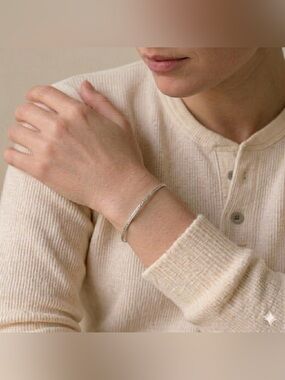 Textured Silver Tone Bangle Bracelet Rope Detail Minimalist